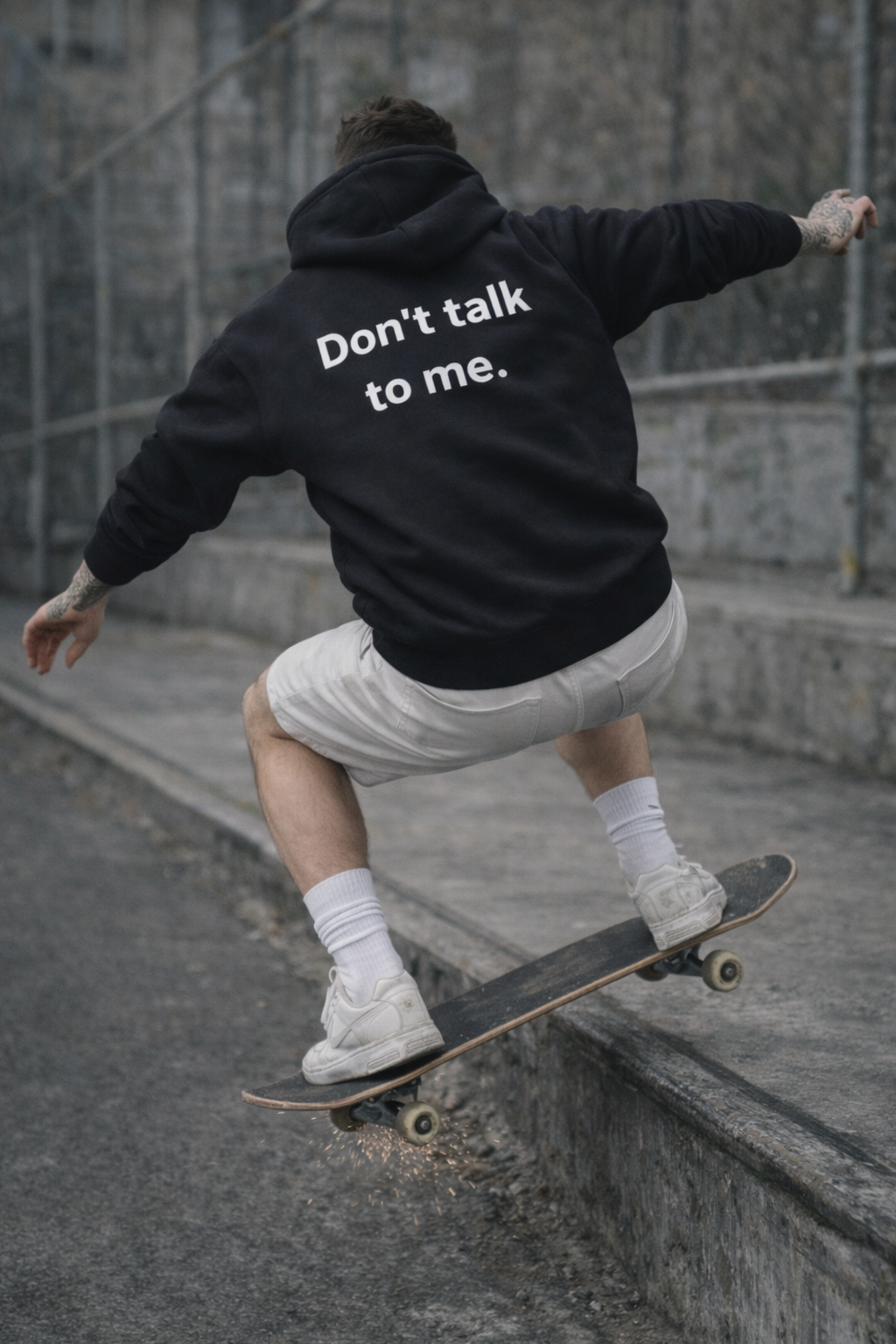 Don't talk to me - Black Hoodie